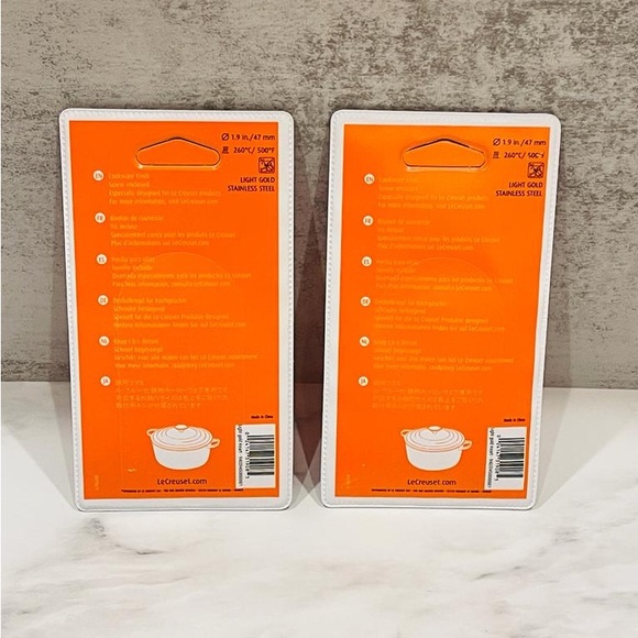 Le Creuset Light Gold Heart Knob set of 2 - Picture 2 of 3